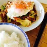 寒い日にピッタリ!『キムチたっぷり焼きそば』を作ってみた!