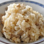 鶏ミンチと牛蒡と舞茸の炊き込みご飯を作ってみた!「土鍋レシピ」