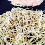 今晩のおかずにどうですか？キャベツ山盛りの広島焼きを作った！