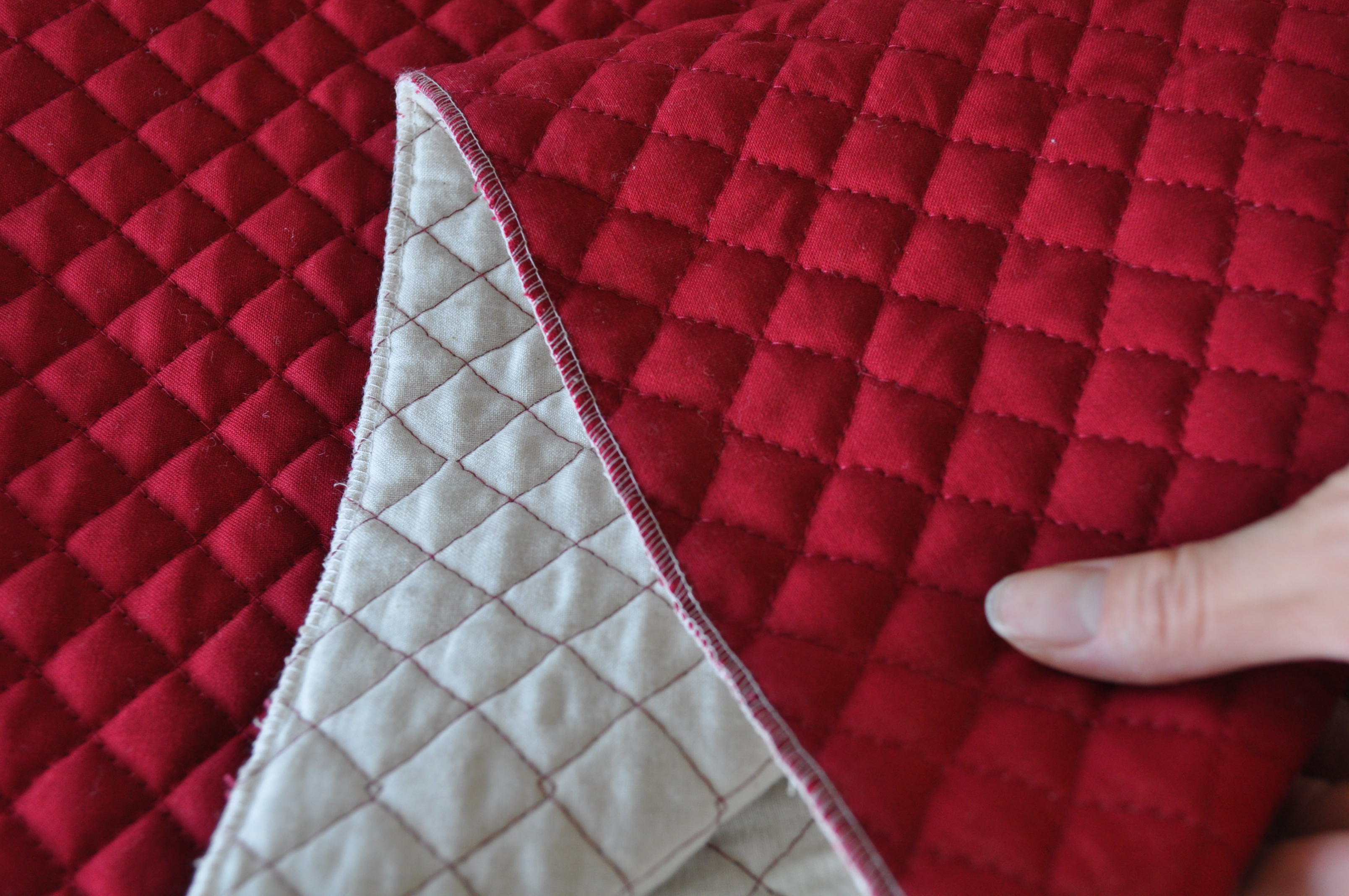 イタグレBuono!大好きな寝袋から、こんにちは。お休みなさい。