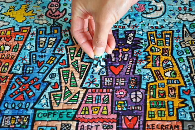 4998/5000ピース｜最後から２番目のピース