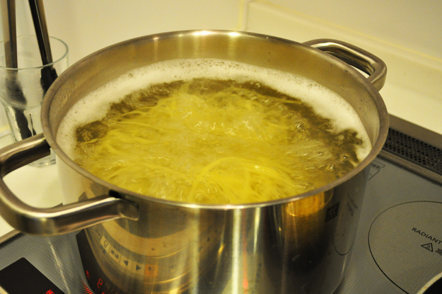 阿蘇の森さんのめっちゃ甘いトウモロコシでカルボナーラを作ってみた