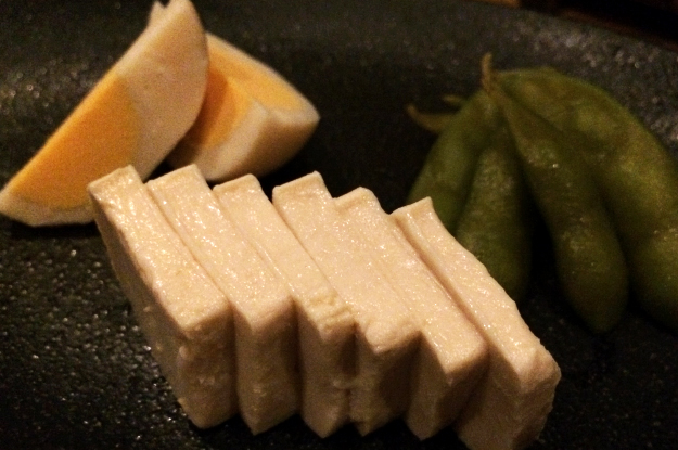 「淡路島グルメ」野菜、鶏、魚を七輪で食す@炙りBARあるこっこ