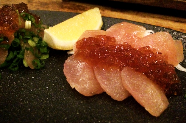 「淡路島グルメ」野菜、鶏、魚を七輪で食す@炙りBARあるこっこ