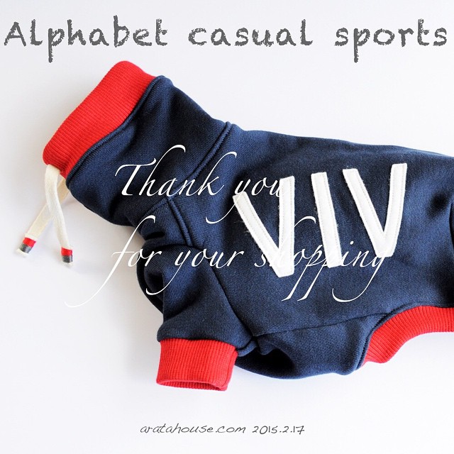 VIV Thank youemoji︎ 「犬服|アルファベットカジュアルスポーツ」いろいろカスタマイズしてお好みのデザインに変更できます。 #aratahouse #イタグレ #italiangreyhound #fashionshow #犬服 #イタグレ服 #アルファベットカジュアルスポーツ #201502 http://shopping.aratahouse.com/ 愛犬を想ってアルファベットを考える!なるほどなぁ〜そう言う意味があるんだ!!素敵です。