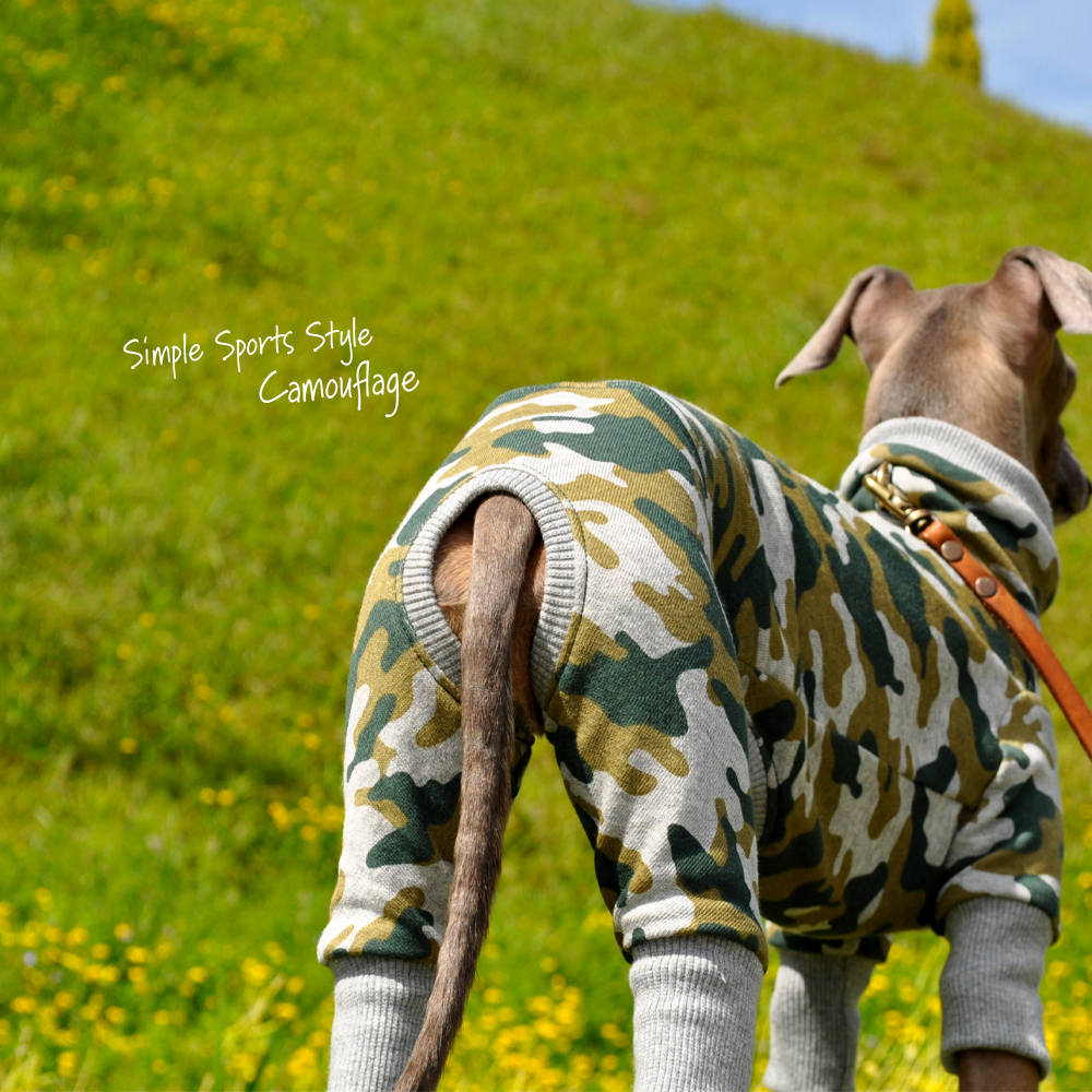 泥んこになるまで、いっぱい走ろう♪芝だらけになるまで、いっぱいゴロゴロしよう♪|Simple Sports Style Camouflage(迷彩)