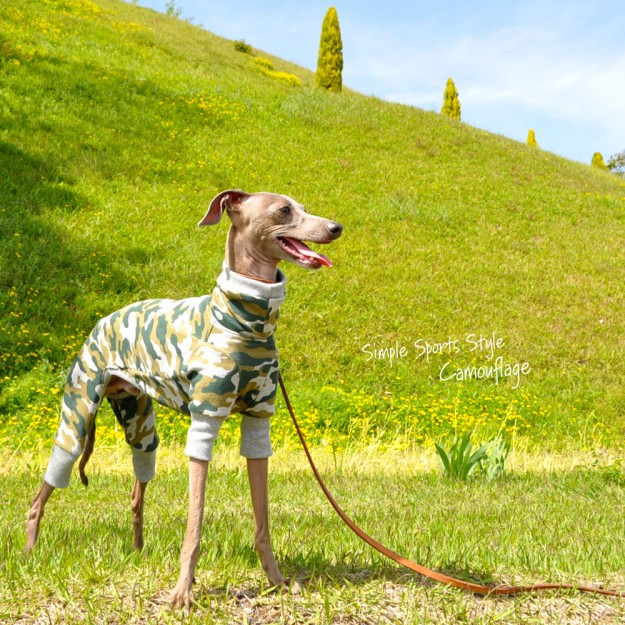 泥んこになるまで、いっぱい走ろう♪芝だらけになるまで、いっぱいゴロゴロしよう♪｜Simple Sports Style Camouflage（迷彩）