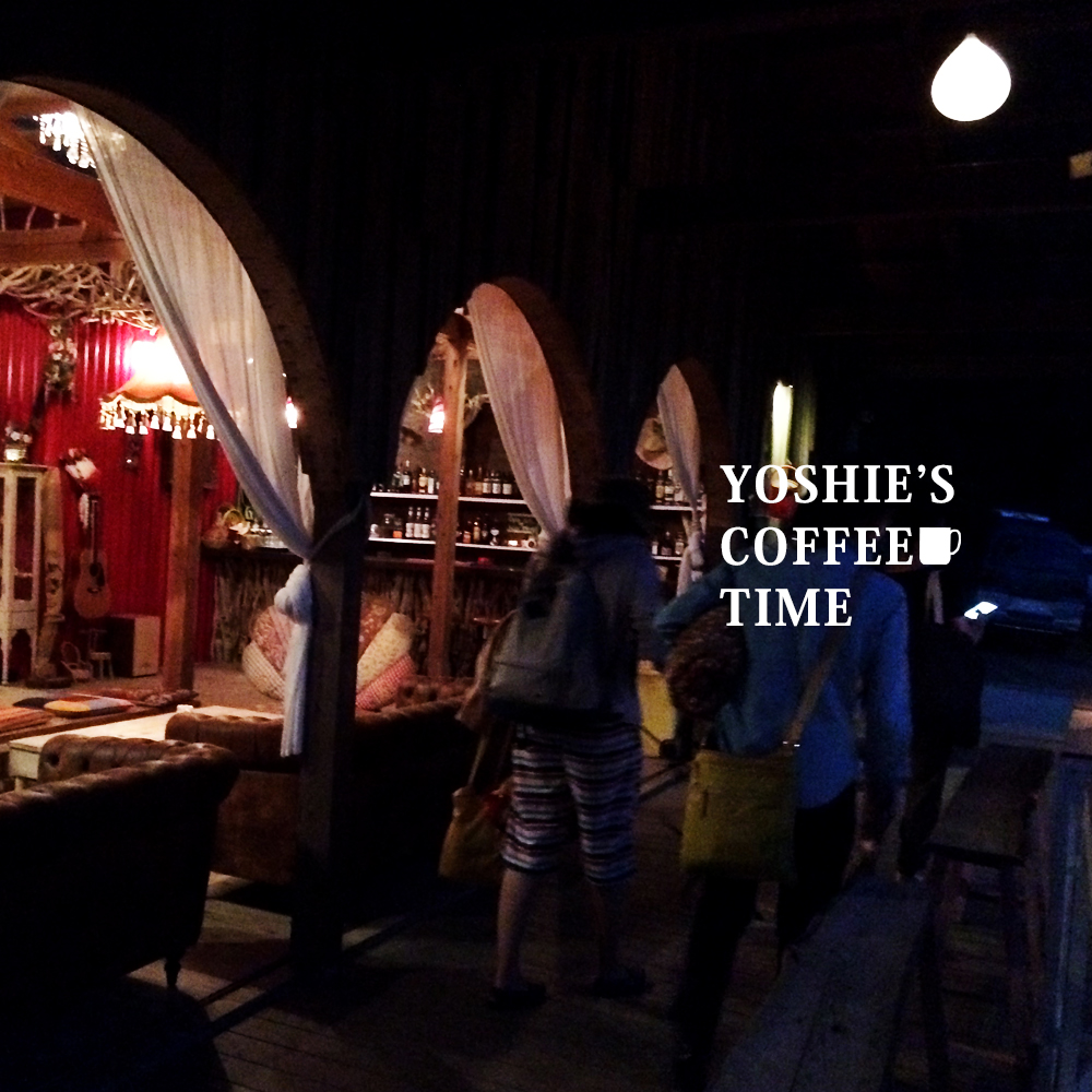 YOSHIE'S COFFEE TIME-「淡路島で愛犬と過ごす時間」姫気質のかわいこちゃんと、個性的なボクちゃんと芝で待ち合わせ