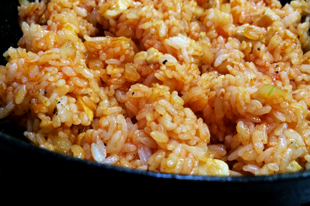 めっちゃ簡単！！卵を５コ使った「ふわふわ半熟オムライス」と「昔ながらの硬めのオムライス」を作ってみた