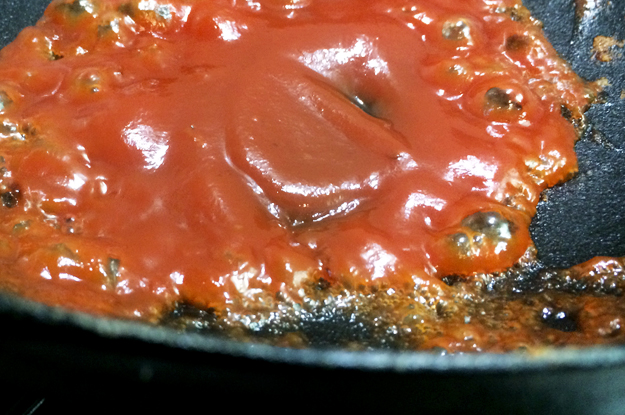 めっちゃ簡単！！卵を５コ使った「ふわふわ半熟オムライス」と「昔ながらの硬めのオムライス」を作ってみた