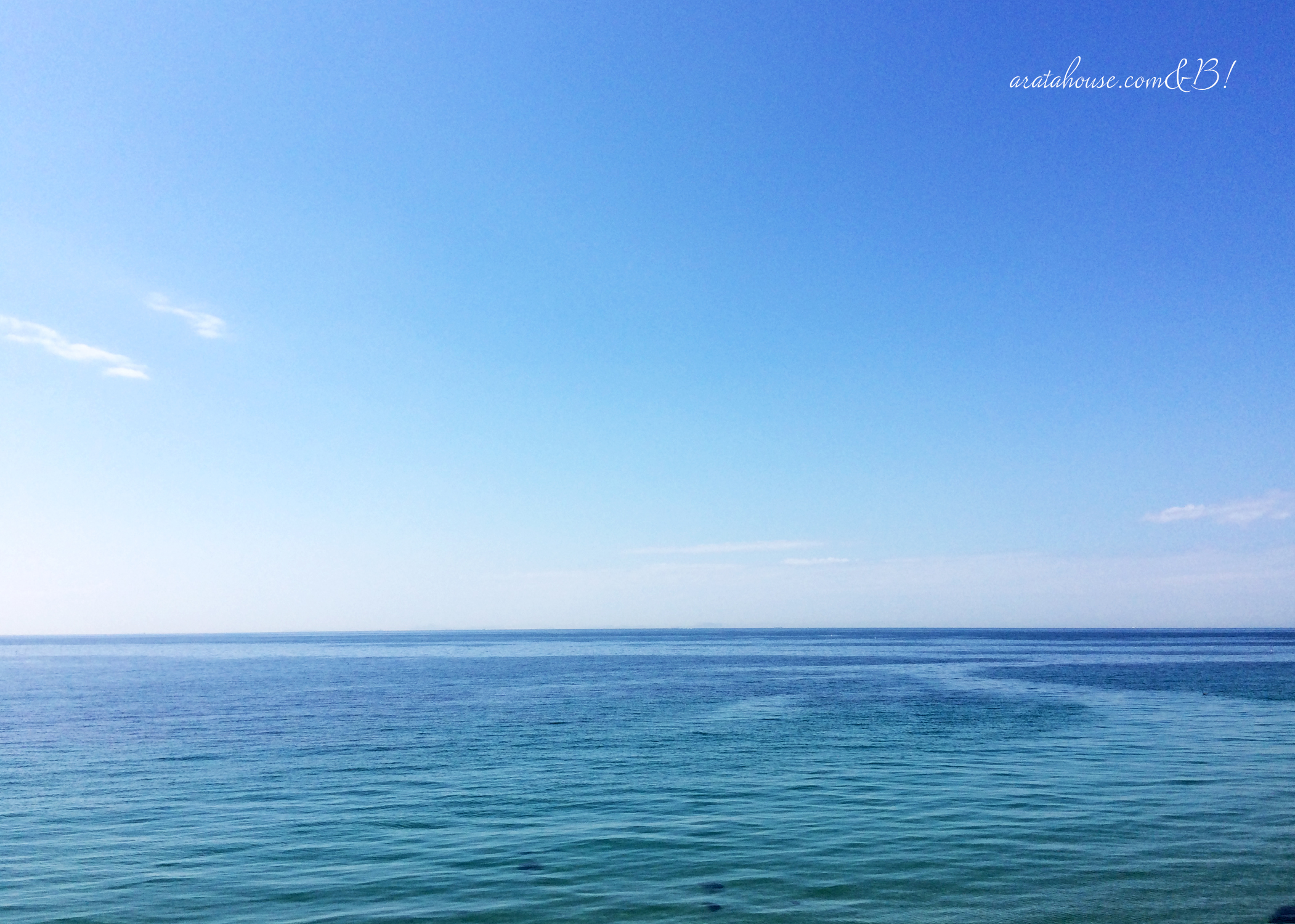 淡路島の海を見ながら走る。