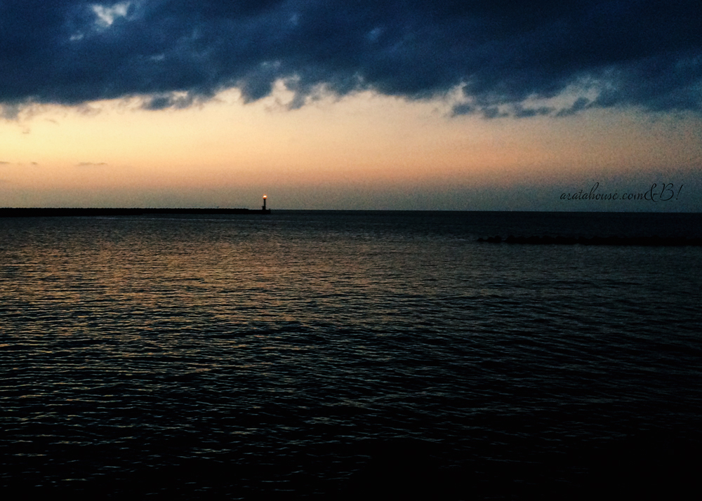 夕暮れの最後の瞬間と、ちょっとしたお知らせ